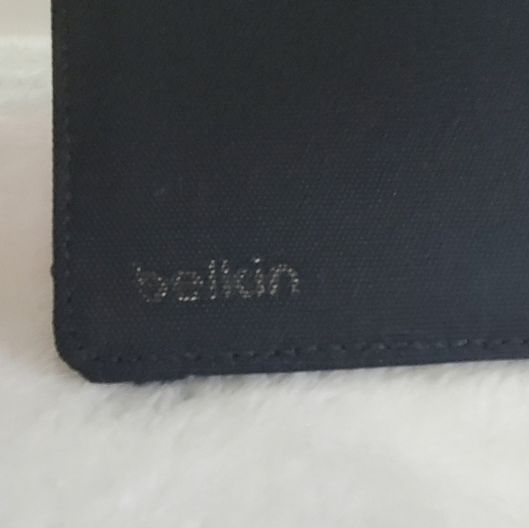 BELKIN Black Form Fit Coverlet Protective Tablet Case - Picture 4 of 10